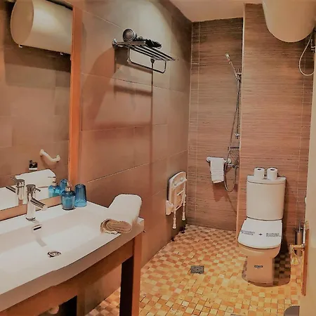 & Snow - Plaza De Pradollano - Junto A Telecabinas By Todosierranevada