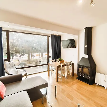 아파트 & Snow - Plaza De Pradollano - Junto A Telecabinas By Todosierranevada *