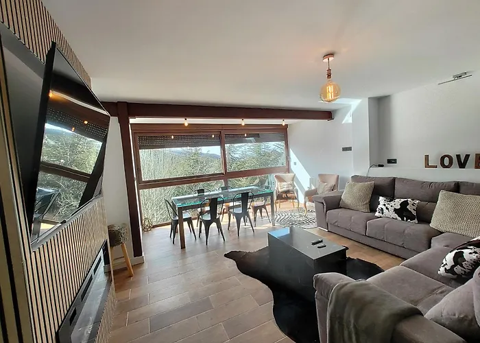 & Snow - Plaza De Pradollano - Junto A Telecabinas By Todosierranevada Sierra Nevada