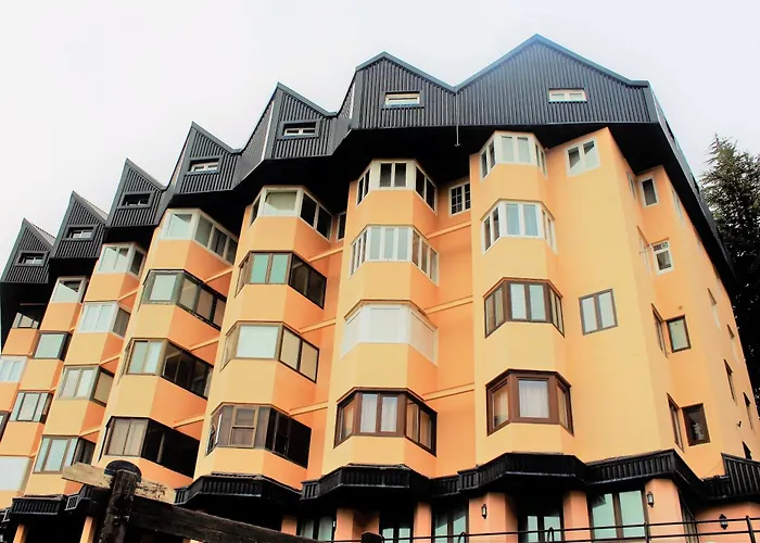 & Snow - Plaza De Pradollano - Junto A Telecabinas By Todosierranevada *